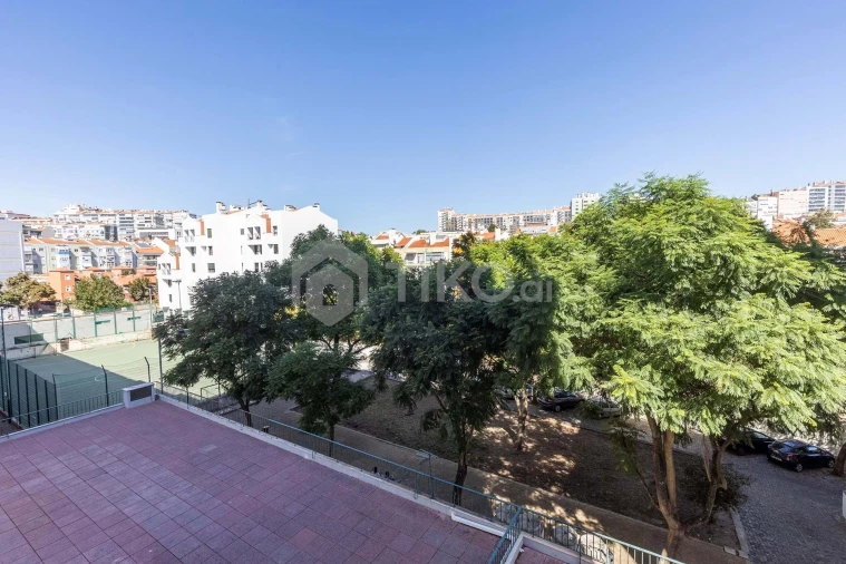 Apartamento T2 para Venda em Benfica Foto 20
