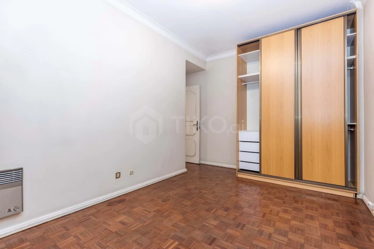 Apartamento T2 para Venda em Benfica Foto 11