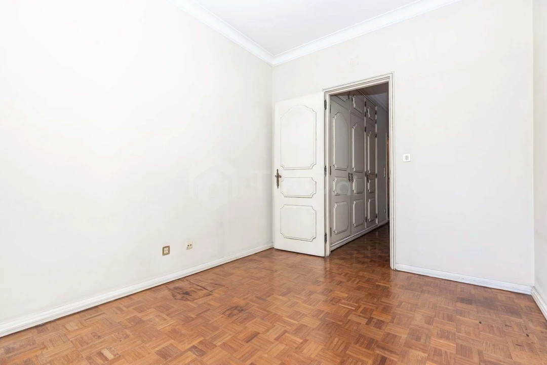 Apartamento T2 para Venda em Benfica Foto 13