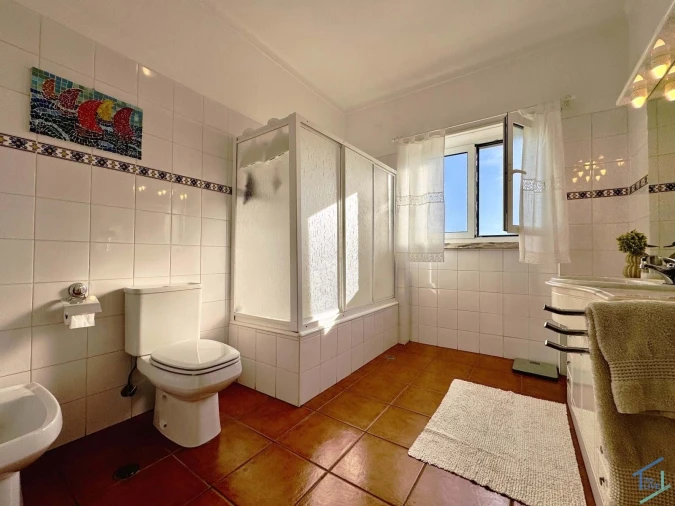 Moradia T5 para Venda em São Pedro de Tomar Foto 24