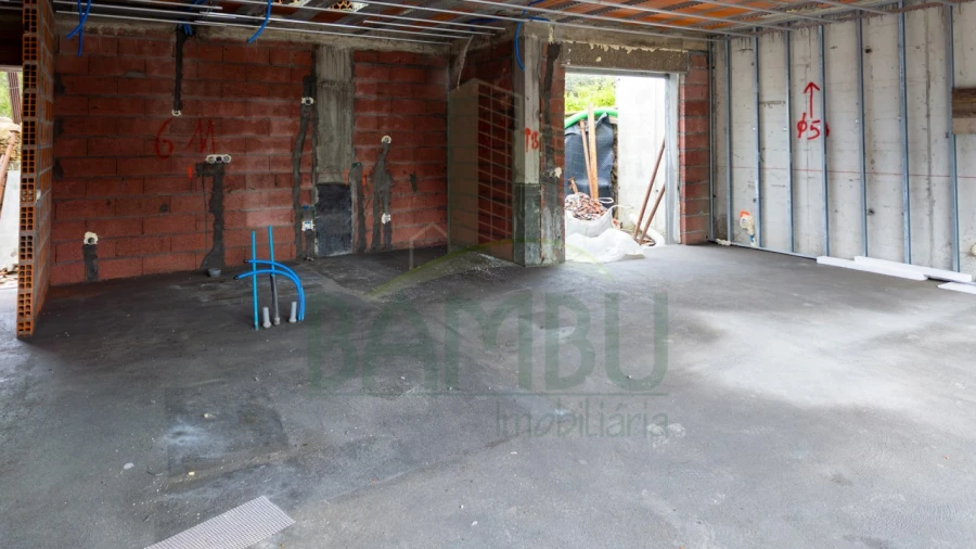 Moradia T3 para Venda em Vilar de Mouros Foto 12