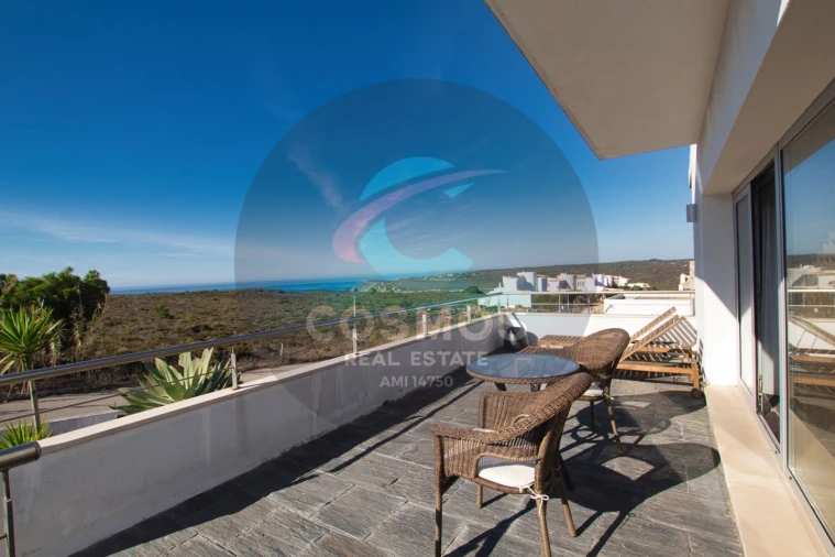 Moradia T4 para Venda em Aljezur Foto 3