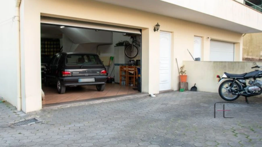 Moradia T3 para Venda em Cesar Foto 11