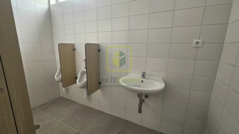 Armazém para Venda em Soza