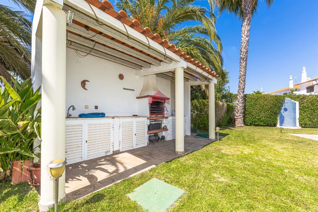 Moradia T3 para Venda em Altura Foto 11