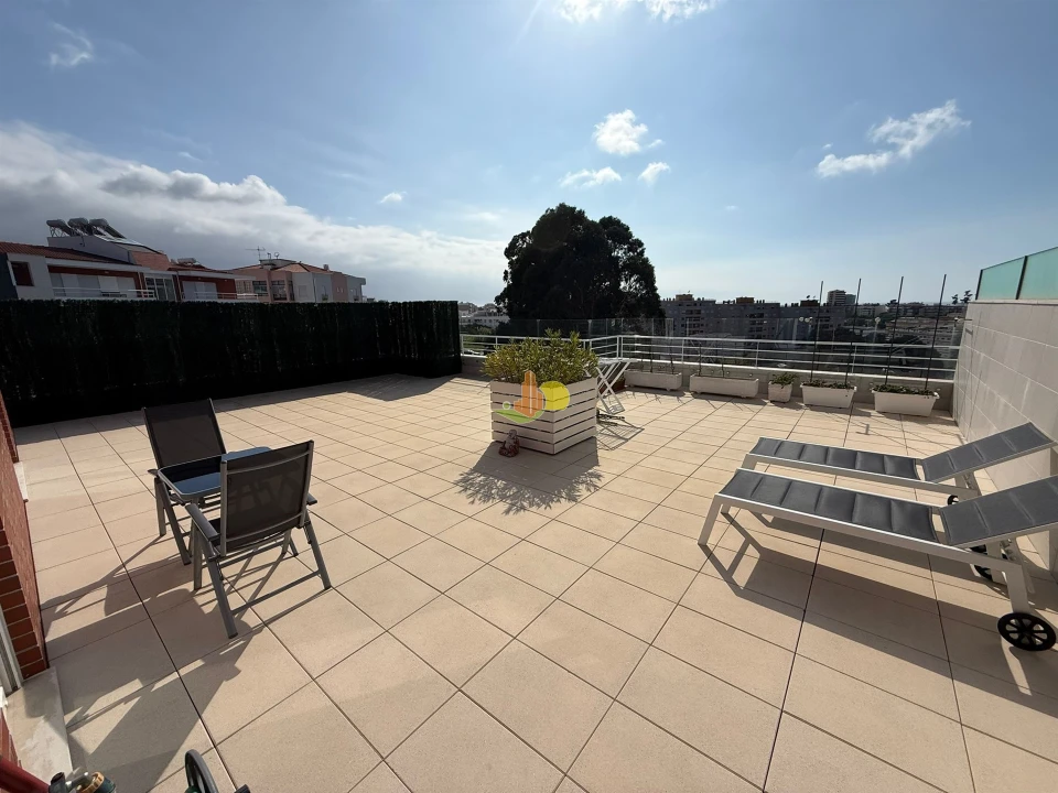 Apartamento T3 para Venda em Tavarede Foto 4