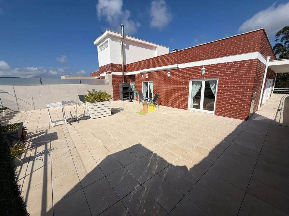 Apartamento T3 para Venda em Tavarede Foto 2