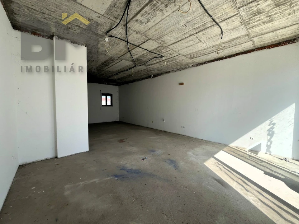 Loja para Arrendamento em Castelo Branco Foto 2