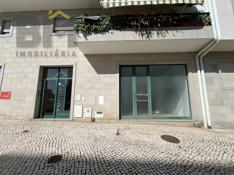 Loja para Arrendamento em Castelo Branco Foto 1