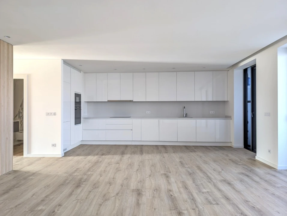 Apartamento T3 para Venda em Esgueira Foto 3