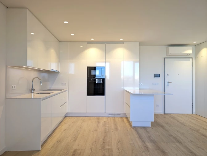 Apartamento T1 para Arrendamento em Esgueira Foto 2