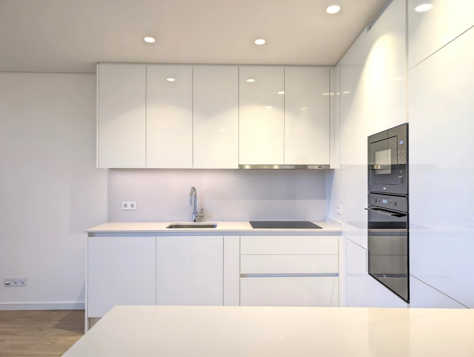 Apartamento T1 para Arrendamento em Esgueira Foto 5