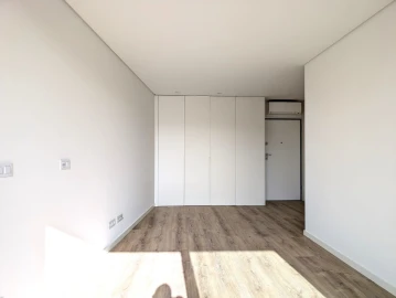 Apartamento T2 para Venda em Esgueira