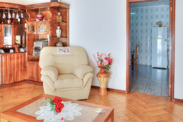 Moradia T3 para Venda em Serzedo e Calvos Foto 29