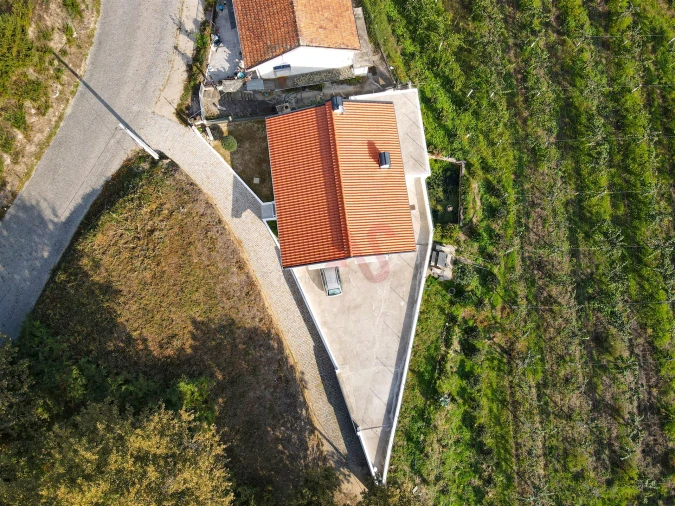 Moradia T3 para Venda em Serzedo e Calvos Foto 33