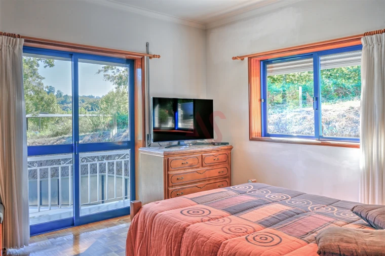 Moradia T3 para Venda em Serzedo e Calvos Foto 22