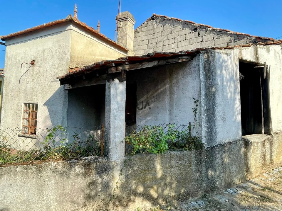 Moradia T3 para Venda em Sezures Foto 6