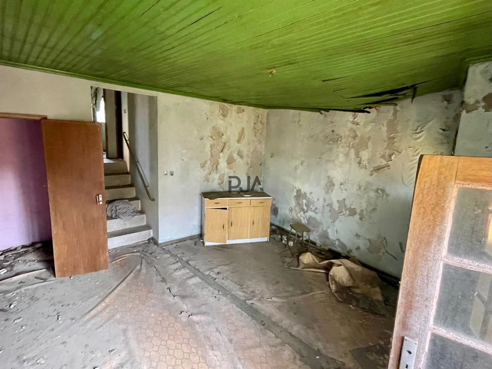 Moradia T3 para Venda em Sezures Foto 10