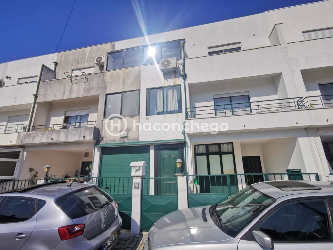 Moradia T3 para Venda em Arcozelo
