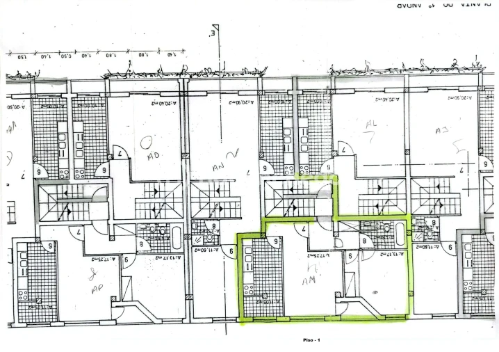 Moradia T3 para Venda em Arcozelo Foto 23