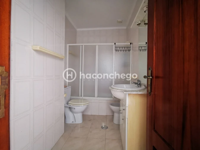 Moradia T3 para Venda em Arcozelo Foto 20