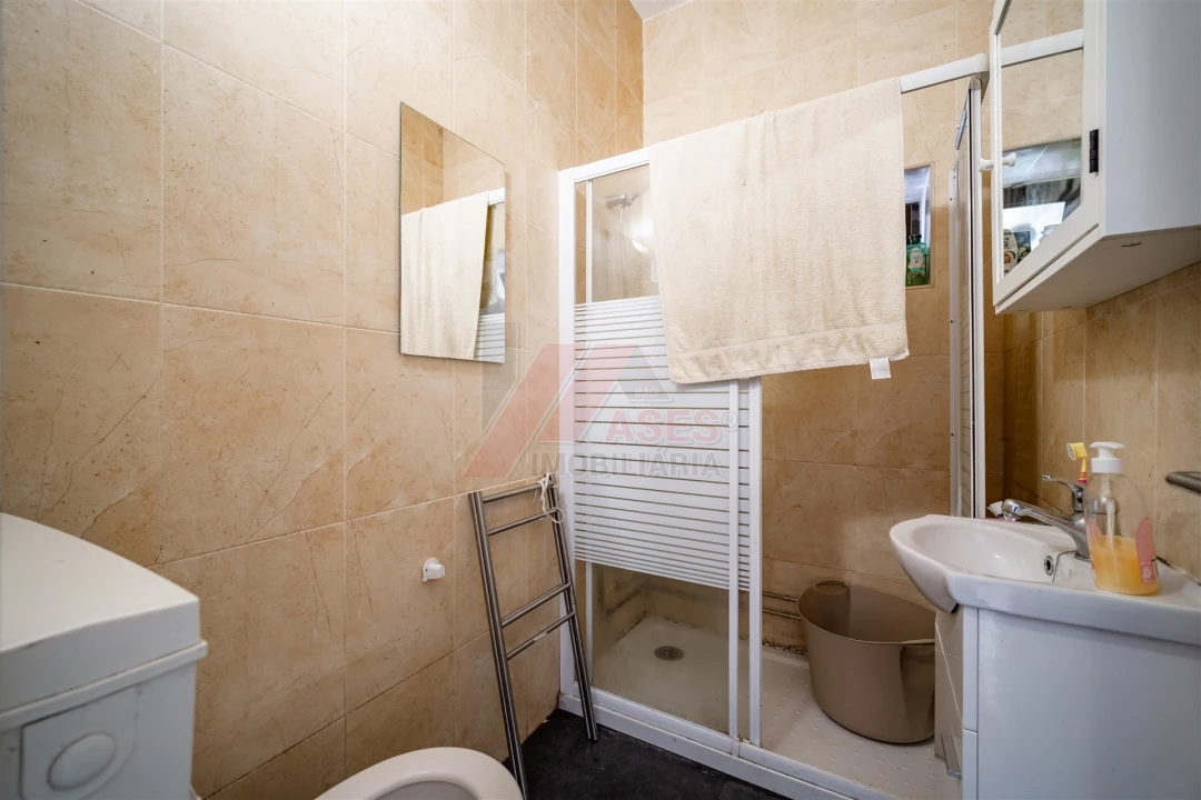 Apartamento T0 para Venda em Travassos Foto 25