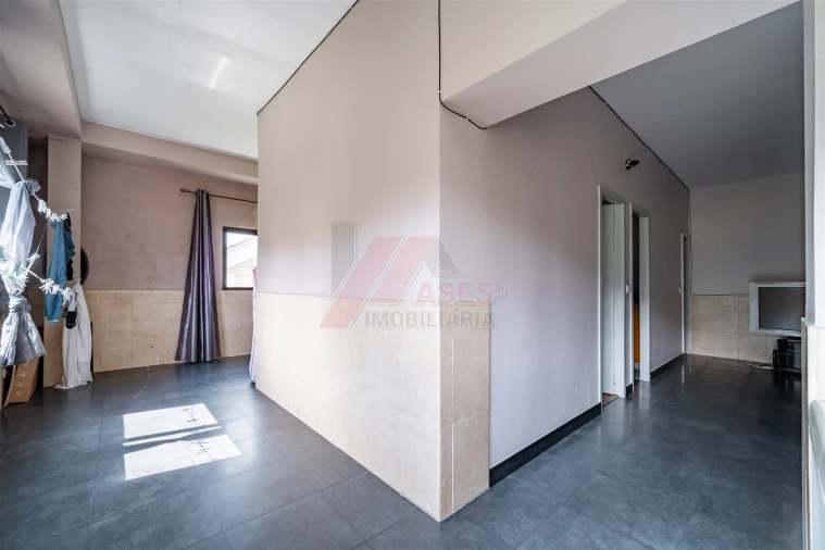 Apartamento T0 para Venda em Travassos Foto 31