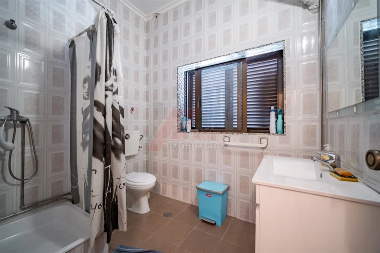 Apartamento T0 para Venda em Travassos Foto 14