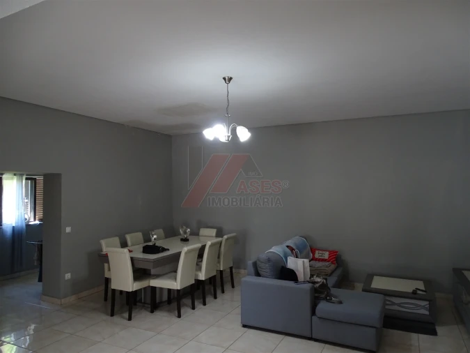 Apartamento T0 para Venda em Travassos Foto 22