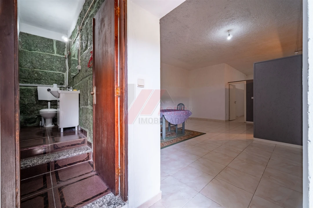 Apartamento T0 para Venda em Travassos Foto 3