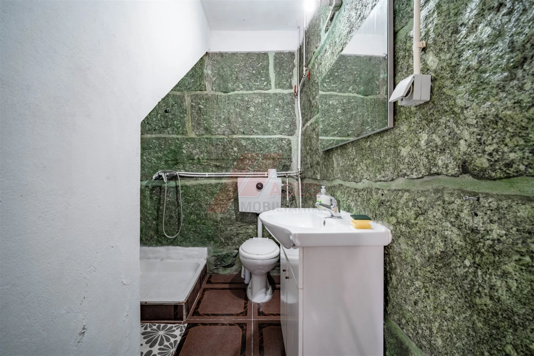 Apartamento T0 para Venda em Travassos Foto 9