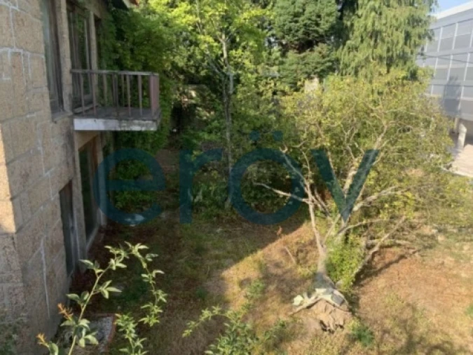 Moradia T4 para Venda em Azurem Foto 30