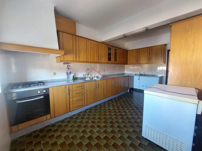 Moradia T4 para Venda em Fortios Foto 7