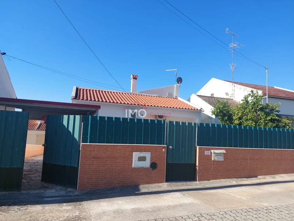 Moradia T4 para Venda em Fortios Foto 1