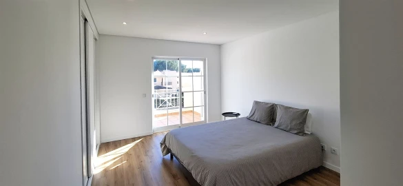 Moradia T2 para Venda em Quarteira