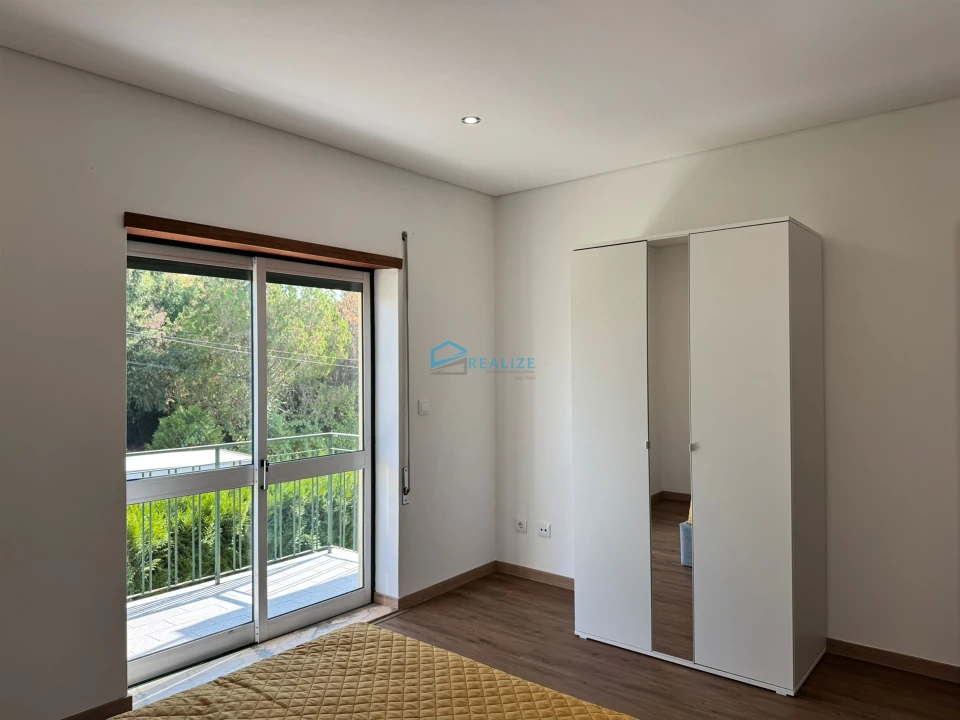 Quarto para Arrendamento em Lordelo Foto 18