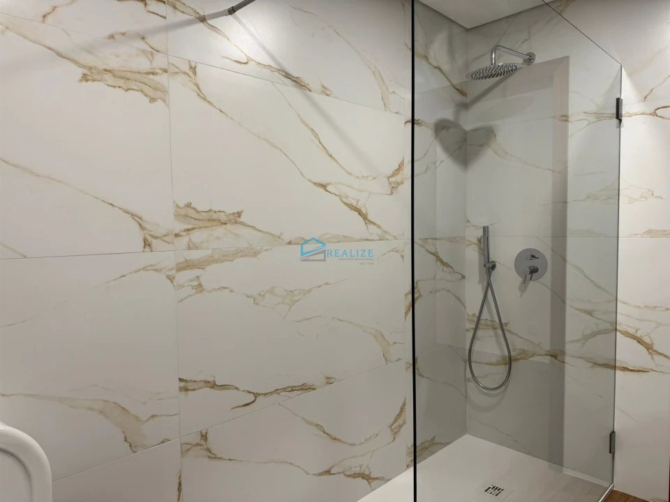 Quarto para Arrendamento em Lordelo Foto 14