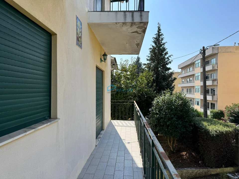 Quarto para Arrendamento em Lordelo Foto 32