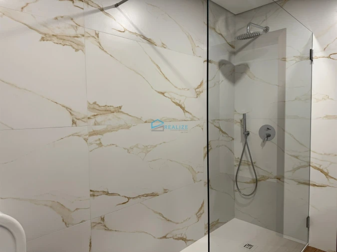 Quarto para Arrendamento em Lordelo Foto 14