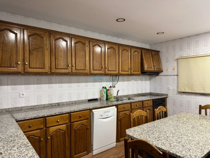 Quarto para Arrendamento em Lordelo Foto 20