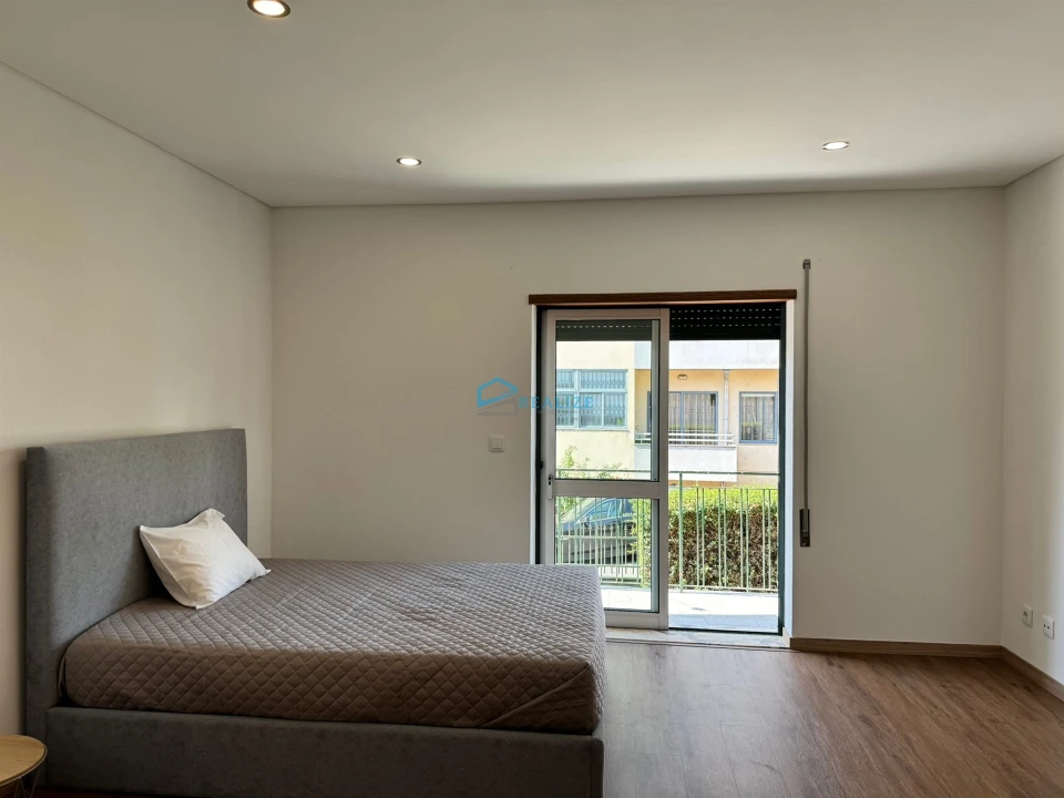 Quarto para Arrendamento em Lordelo Foto 25