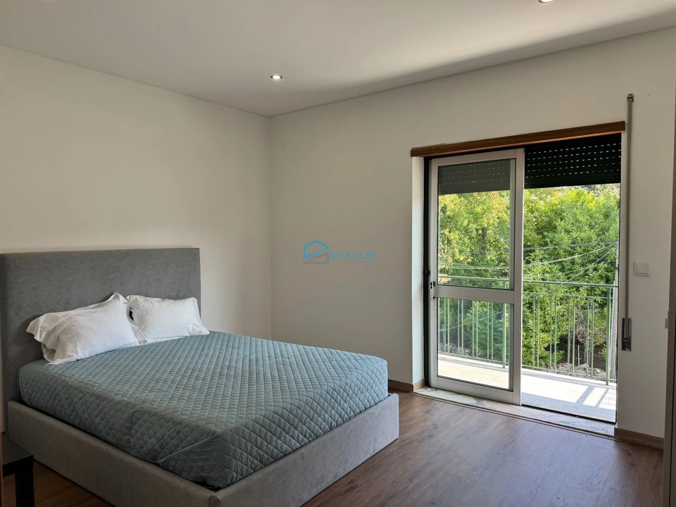 Quarto para Arrendamento em Lordelo Foto 10