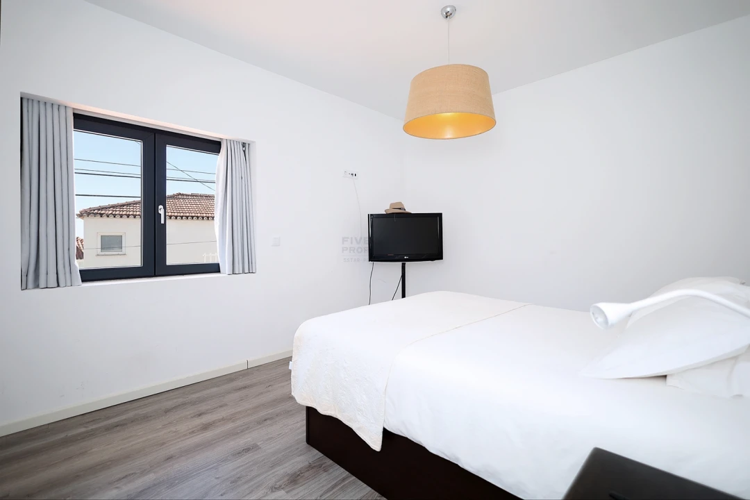 Moradia T4 para Venda em Ajuda Foto 31