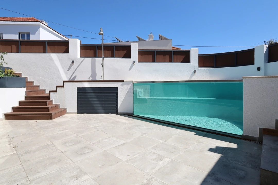 Moradia T4 para Venda em Ajuda Foto 58