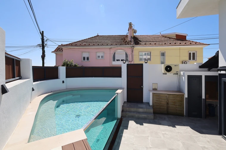 Moradia T4 para Venda em Ajuda Foto 60