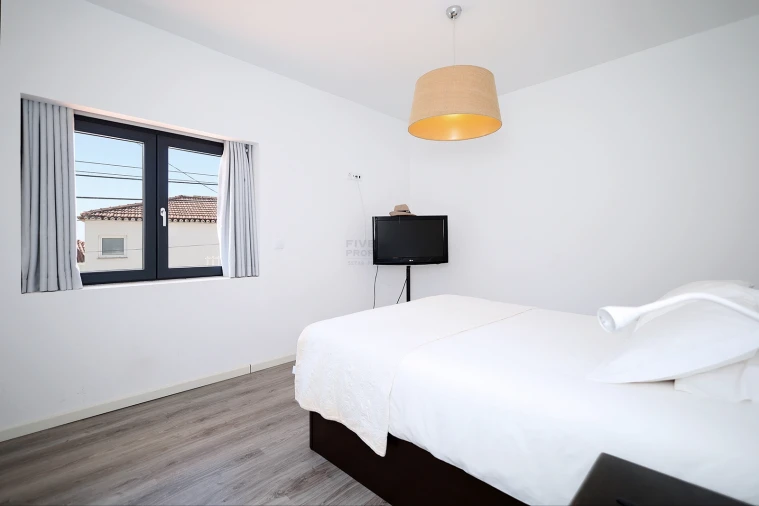 Moradia T4 para Venda em Ajuda Foto 31