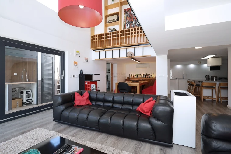 Moradia T4 para Venda em Ajuda Foto 13