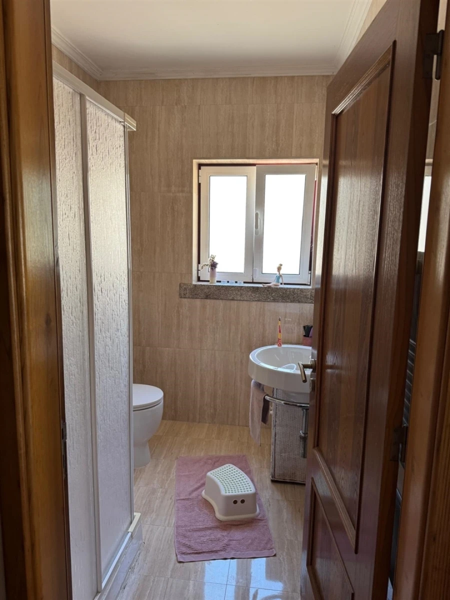 Moradia T3 para Venda em Moimenta da Serra e Vinhó Foto 17