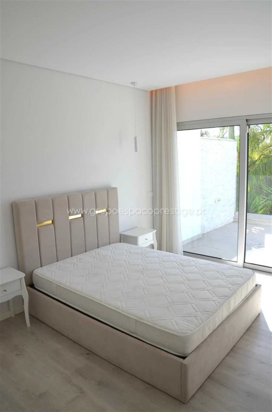 Moradia T5 para Venda em Montenegro Foto 52