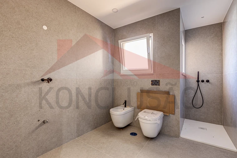 Moradia T3 para Venda em Alhandra, São João dos Montes e Calhandriz Foto 9